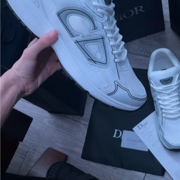 Dior B30 Sneakers - Picture 4 of 8
